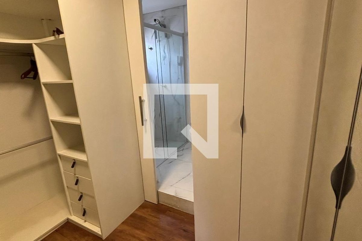 Apartamento à Venda - Jardim Flamboyant, 2 Quartos,  150 m2 em , Campinas - sp | SoloBR