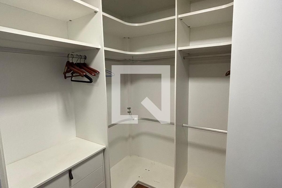 Apartamento à Venda - Jardim Flamboyant, 2 Quartos,  150 m2 em , Campinas - sp | SoloBR