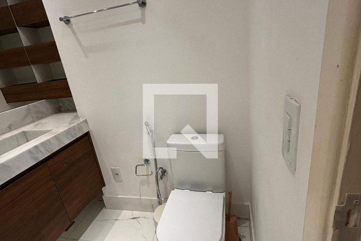 Apartamento à Venda - Jardim Flamboyant, 2 Quartos,  150 m2 em , Campinas - sp | SoloBR