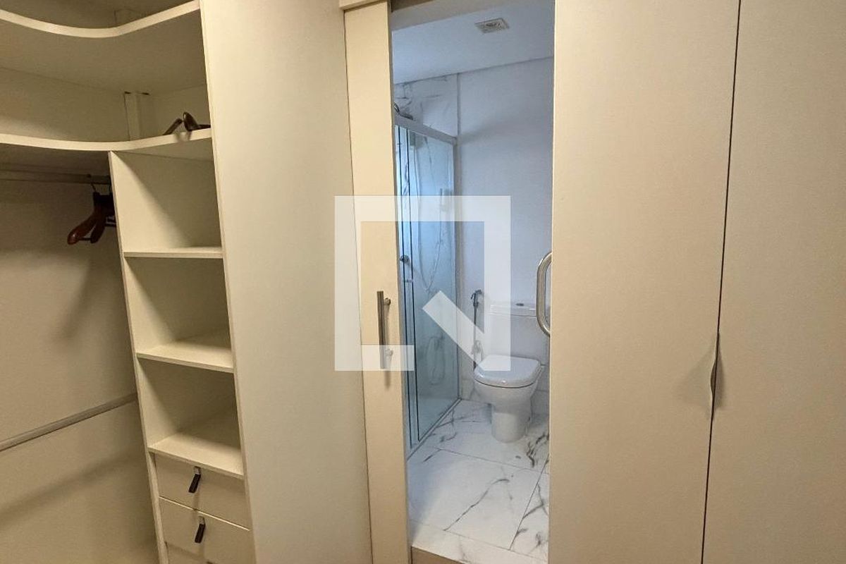 Apartamento à Venda - Jardim Flamboyant, 2 Quartos,  150 m2 em , Campinas - sp | SoloBR