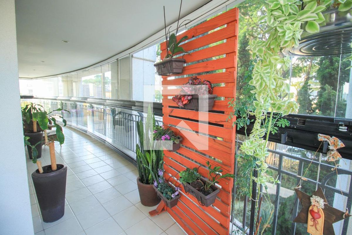 Apartamento, 4 quartos, 205 m² - Foto 14