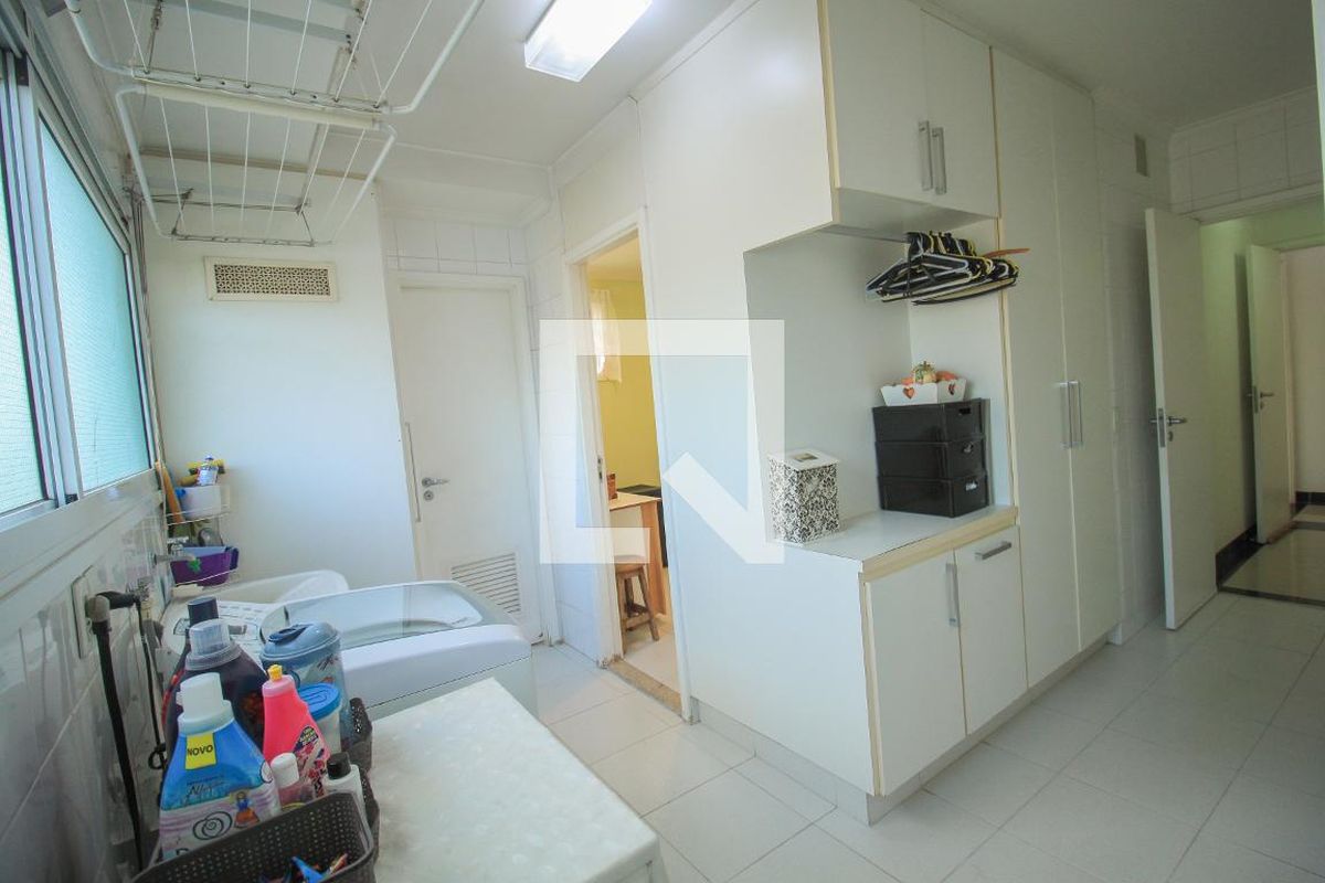 Apartamento, 4 quartos, 205 m² - Foto 59