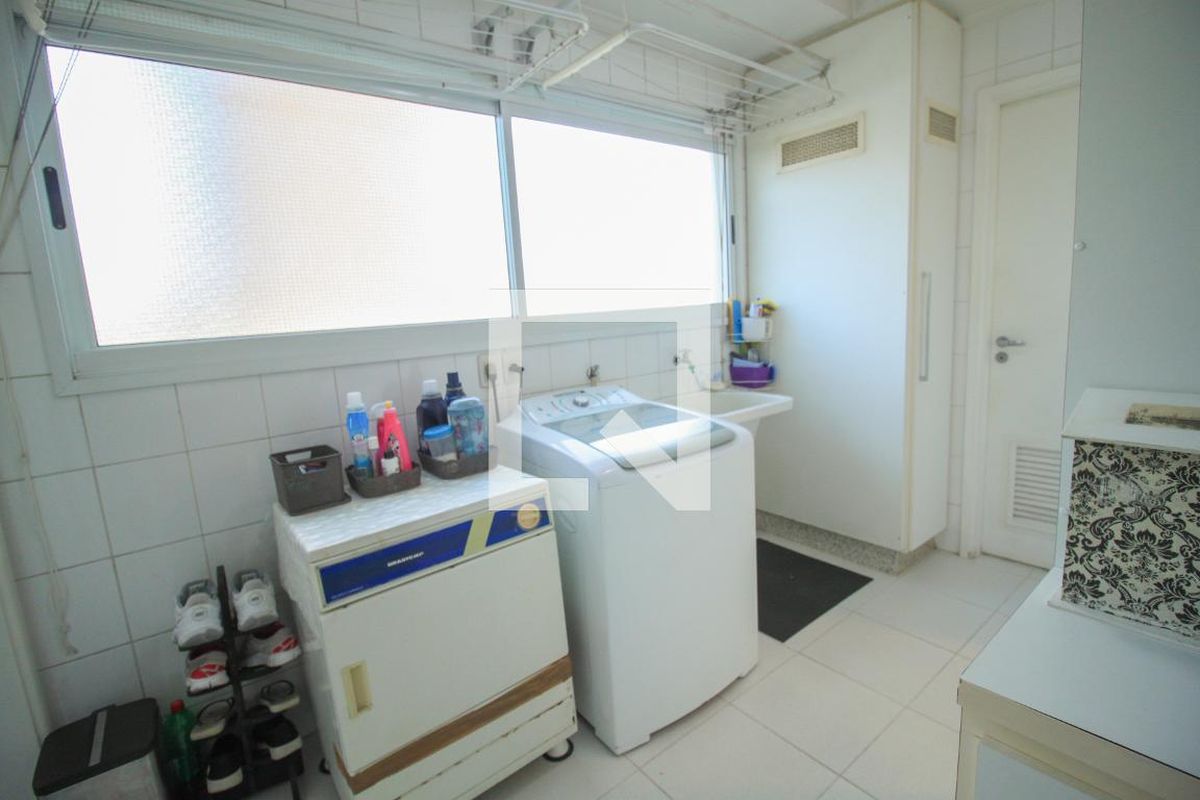Apartamento, 4 quartos, 205 m² - Foto 60