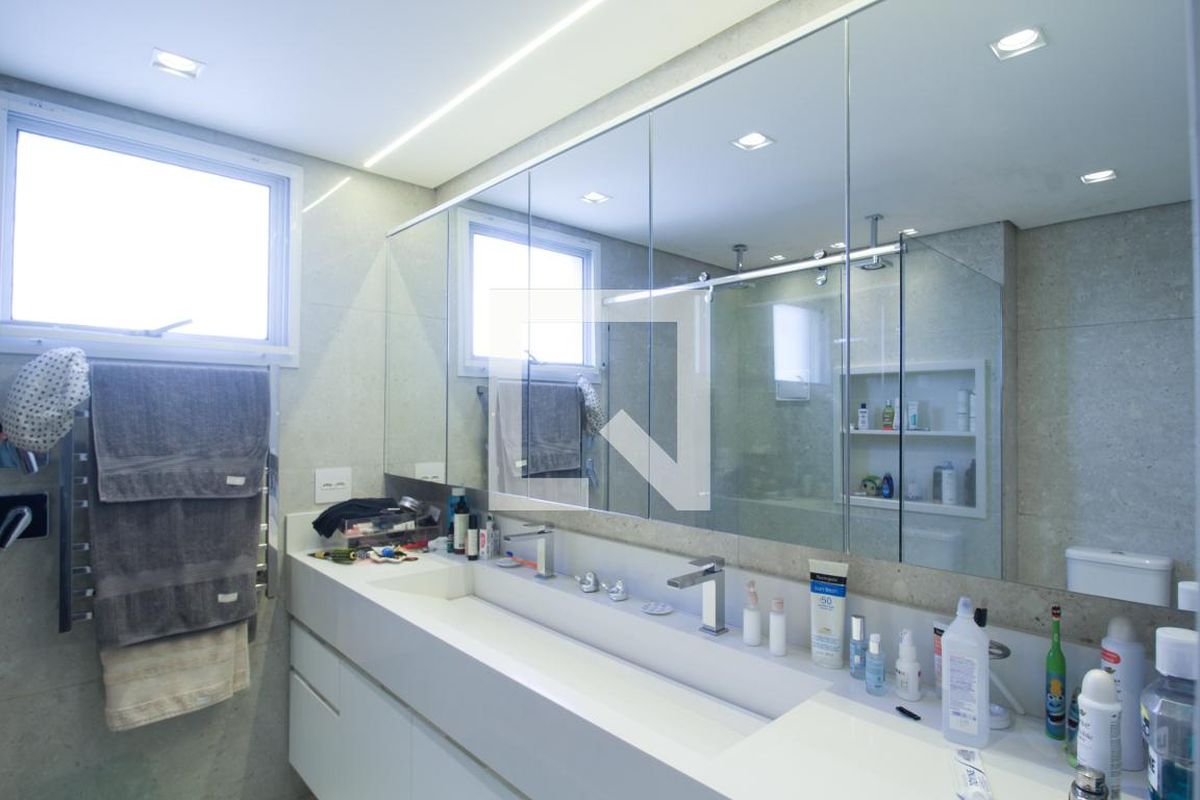Apartamento, 3 quartos, 187 m² - Foto 53