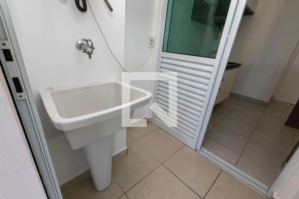 Apartamento à Venda - Centro, 2 Quartos,  65 m2 em , Campinas - sp | SoloBR