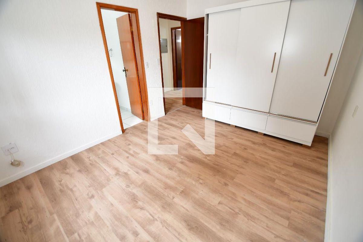 Casa à Venda - Lot. Alphaville Campinas, 3 Quartos,  235 m2 em , Campinas - sp | SoloBR