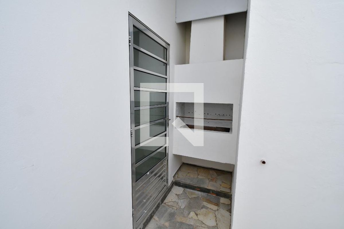 Casa à Venda - Lot. Alphaville Campinas, 3 Quartos,  235 m2 em , Campinas - sp | SoloBR