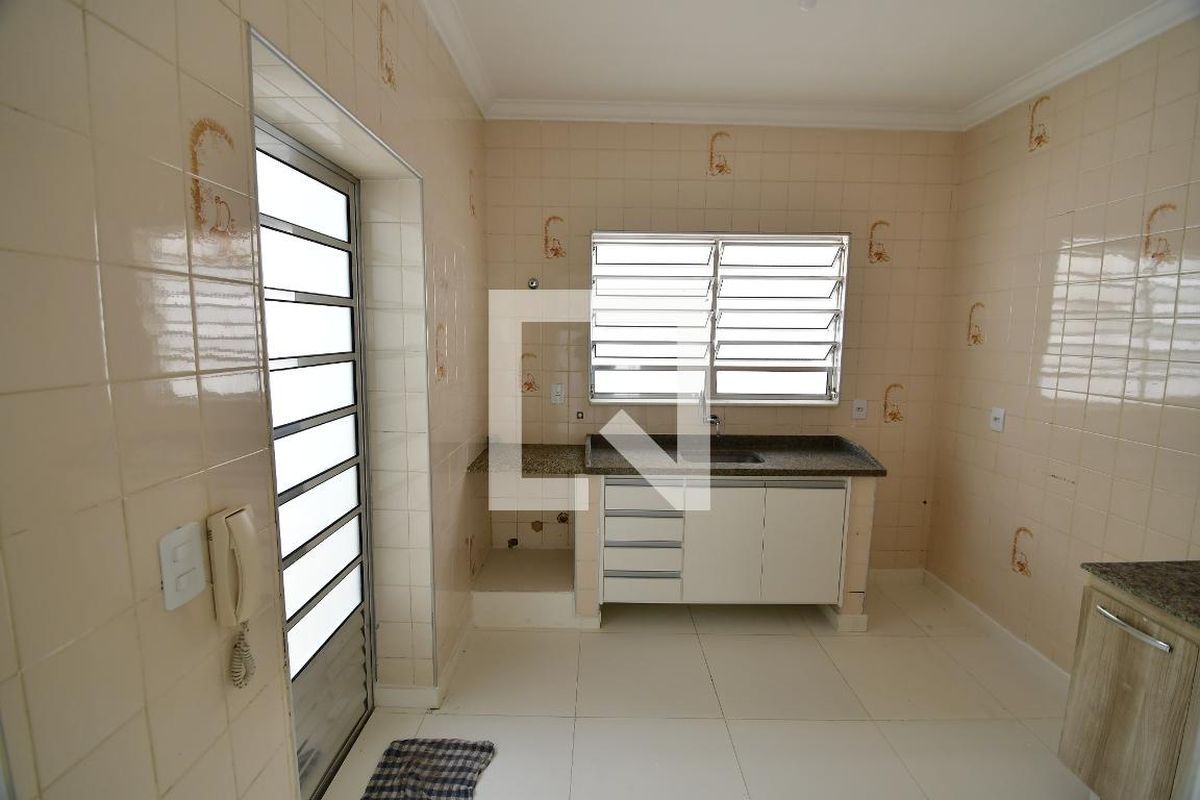 Casa à Venda - Lot. Alphaville Campinas, 3 Quartos,  235 m2 em , Campinas - sp | SoloBR
