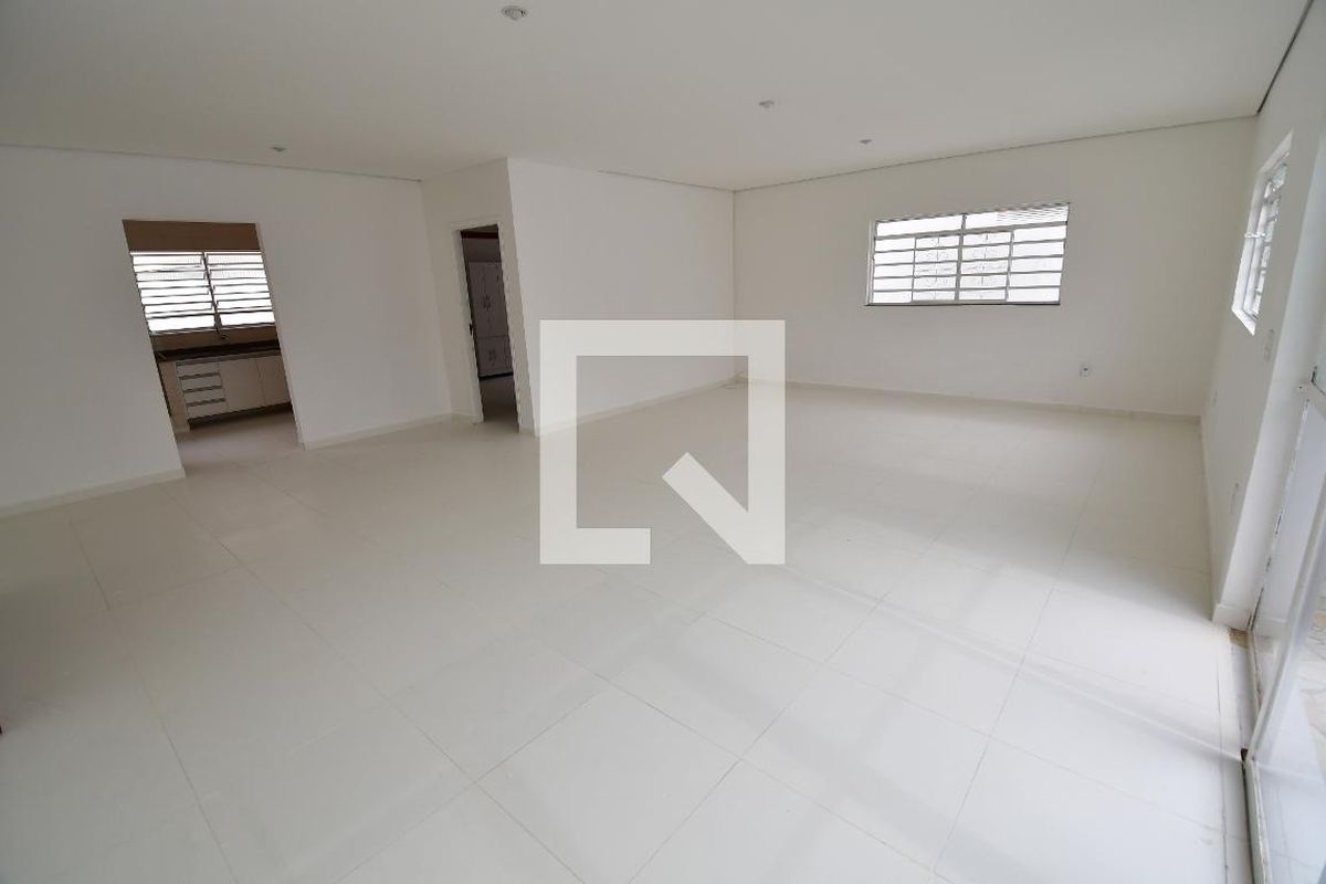 Casa à Venda - Lot. Alphaville Campinas, 3 Quartos,  235 m2 em , Campinas - sp | SoloBR