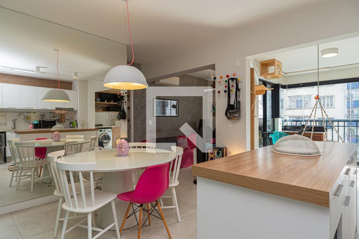 Apartamento, 2 quartos, 57 m² - Foto 1