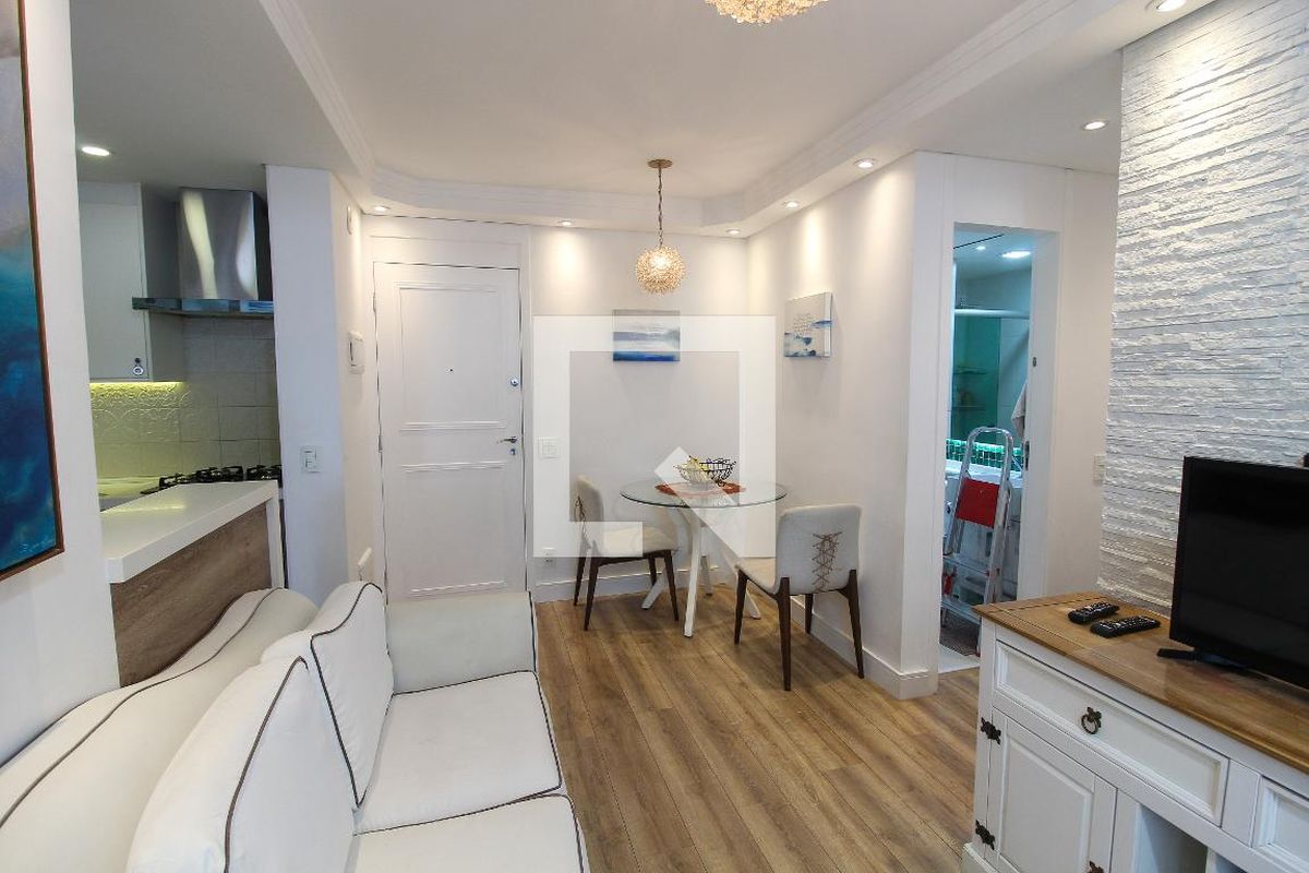 Apartamento, 2 quartos, 45 m² - Foto 2