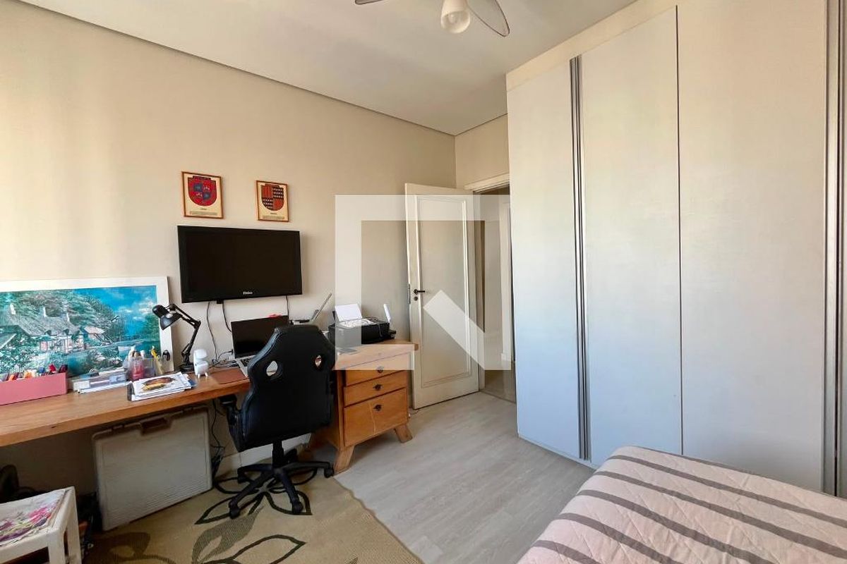 Apartamento à Venda - Centro, 3 Quartos,  184 m2 em , Campinas - sp | SoloBR