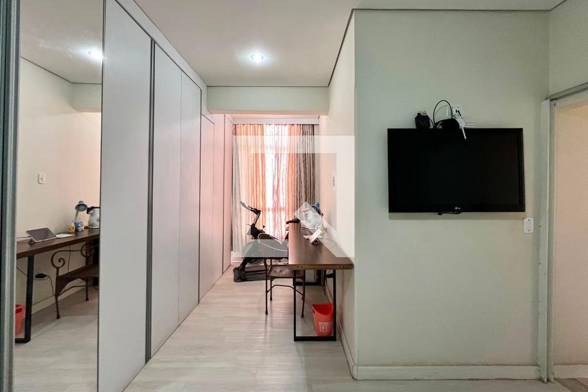 Apartamento à Venda - Centro, 3 Quartos,  184 m2 em , Campinas - sp | SoloBR