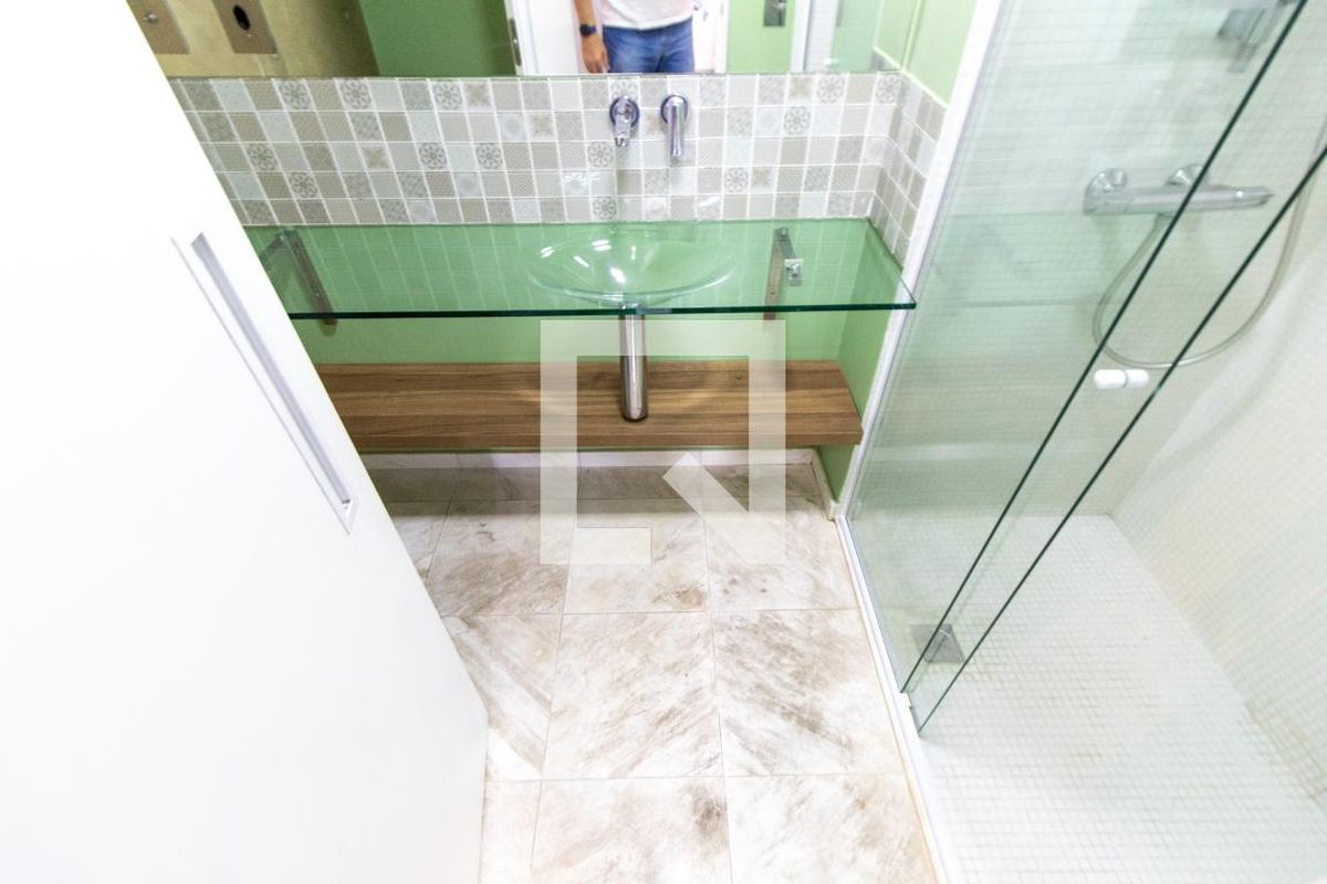 Apartamento à Venda - Cambuí, 2 Quartos,  70 m2 em , Campinas - sp | SoloBR