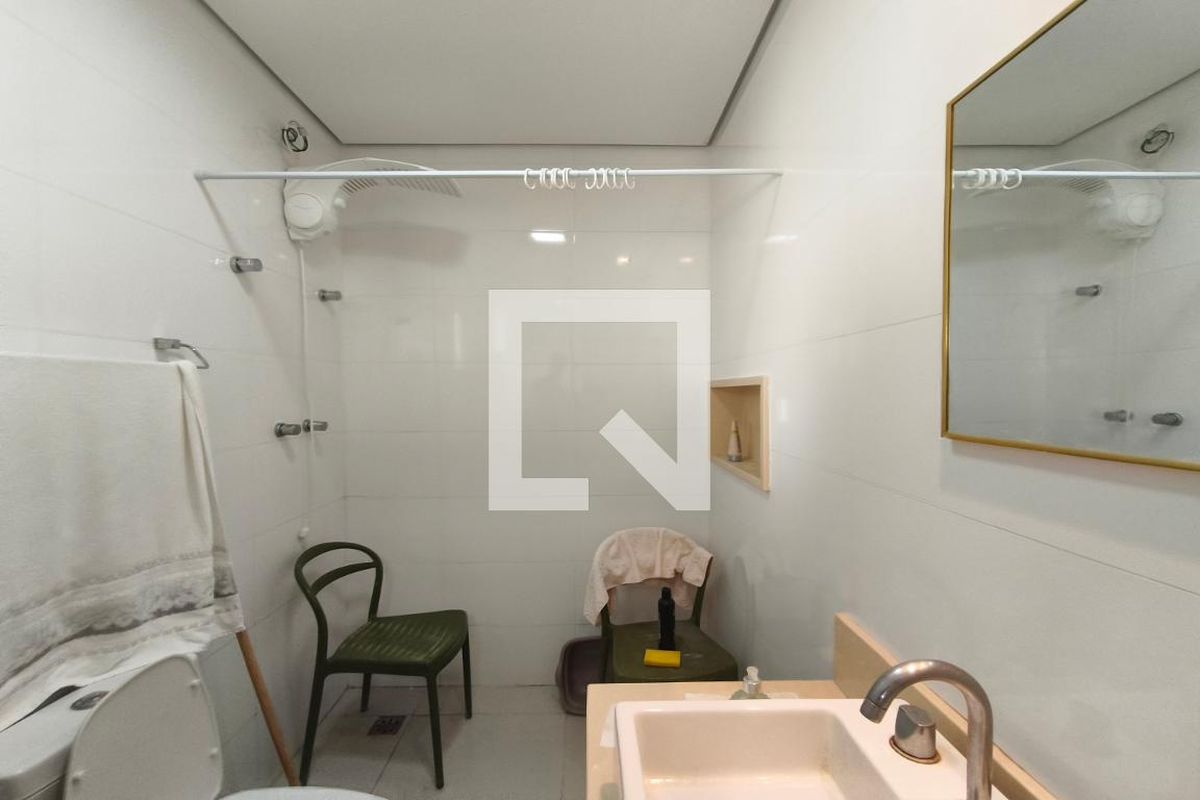 Casa à Venda - Swiss Park, 4 Quartos,  318 m2 em , Campinas - sp | SoloBR