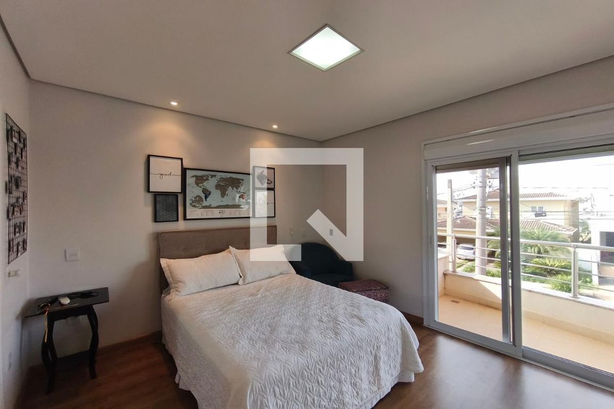 Casa à Venda - Swiss Park, 4 Quartos,  318 m2 em , Campinas - sp | SoloBR