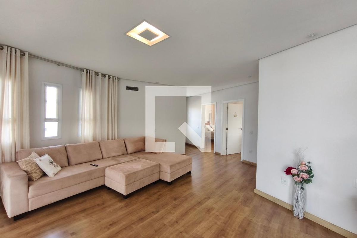 Casa à Venda - Swiss Park, 4 Quartos,  318 m2 em , Campinas - sp | SoloBR