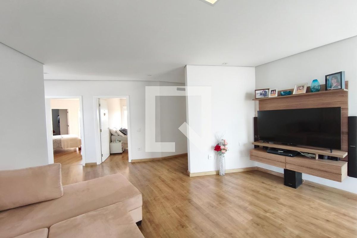 Casa à Venda - Swiss Park, 4 Quartos,  318 m2 em , Campinas - sp | SoloBR