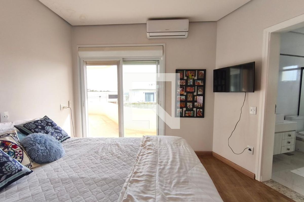 Casa à Venda - Swiss Park, 4 Quartos,  318 m2 em , Campinas - sp | SoloBR