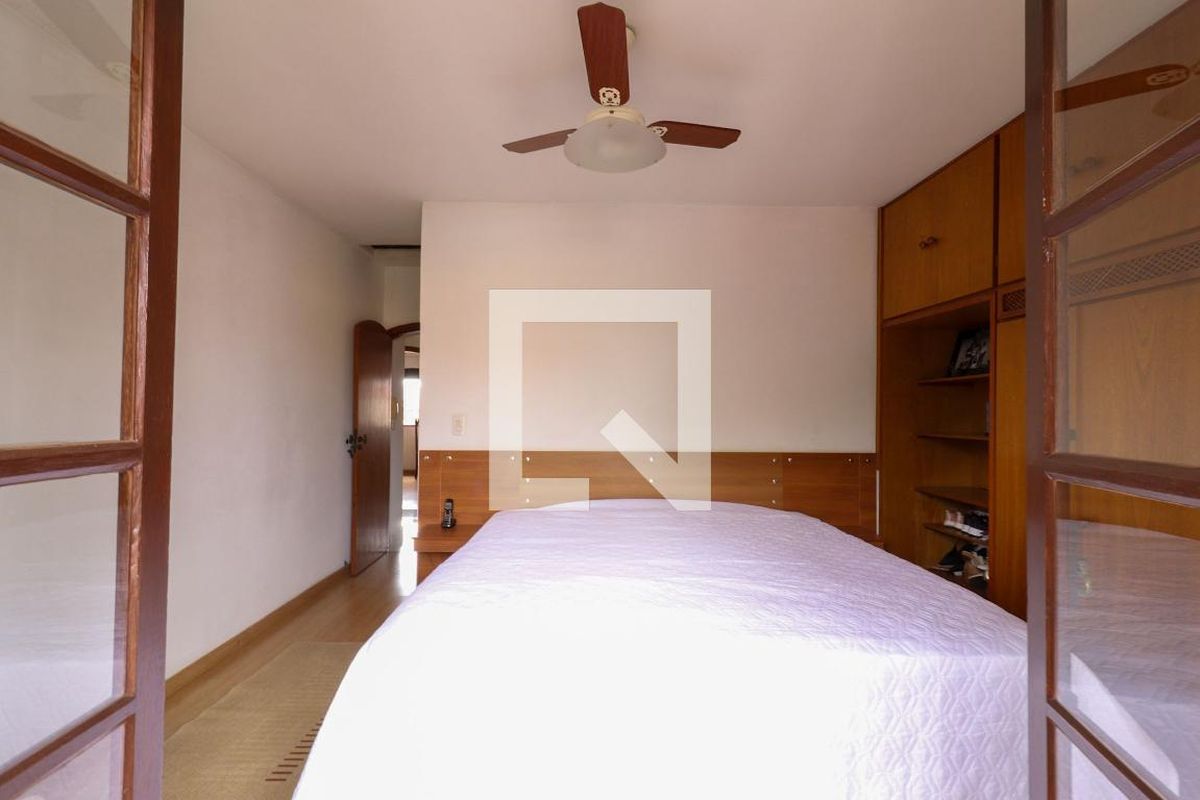 Casa à Venda - Jardim Flamboyant, 3 Quartos,  325 m2 em , Campinas - sp | SoloBR