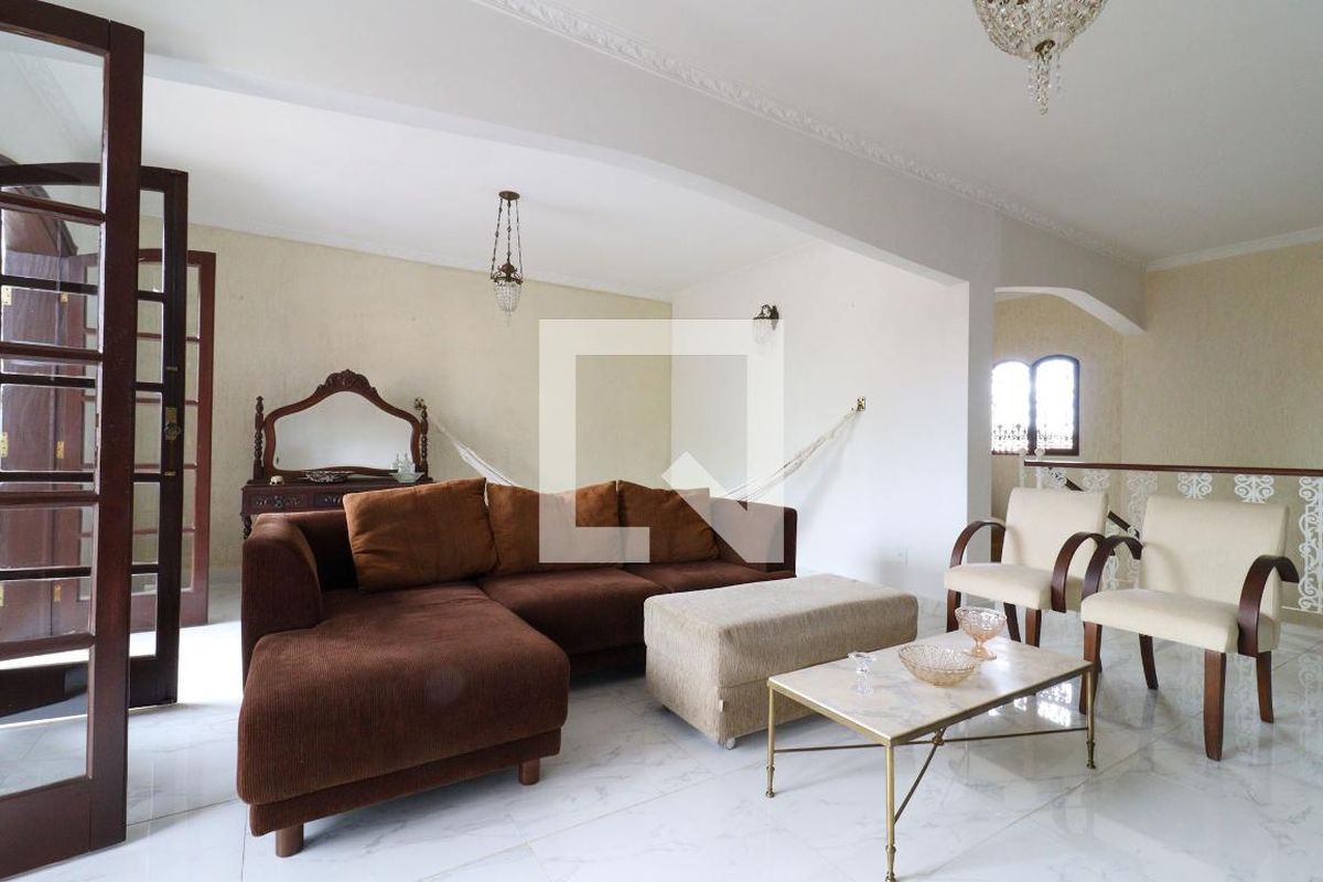 Casa à Venda - Jardim Flamboyant, 3 Quartos,  325 m2 em , Campinas - sp | SoloBR