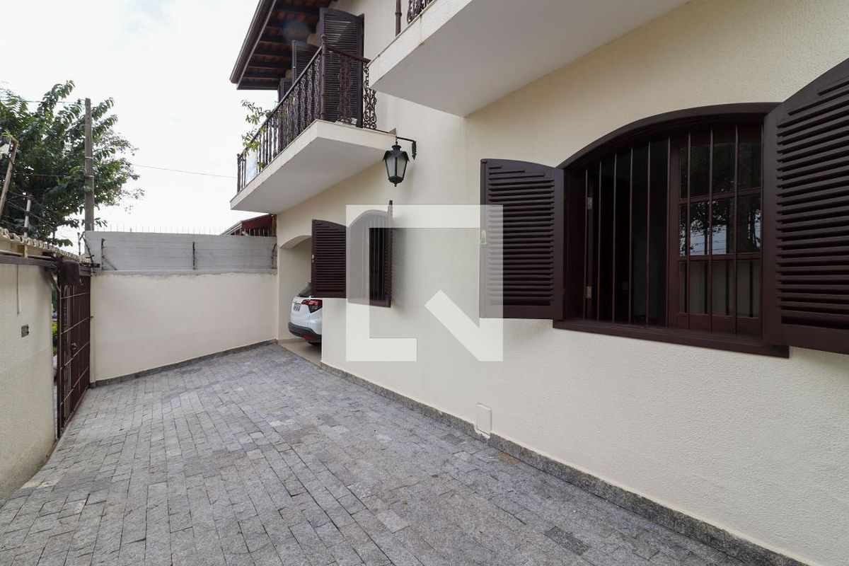 Casa à Venda - Jardim Flamboyant, 3 Quartos,  325 m2 em , Campinas - sp | SoloBR