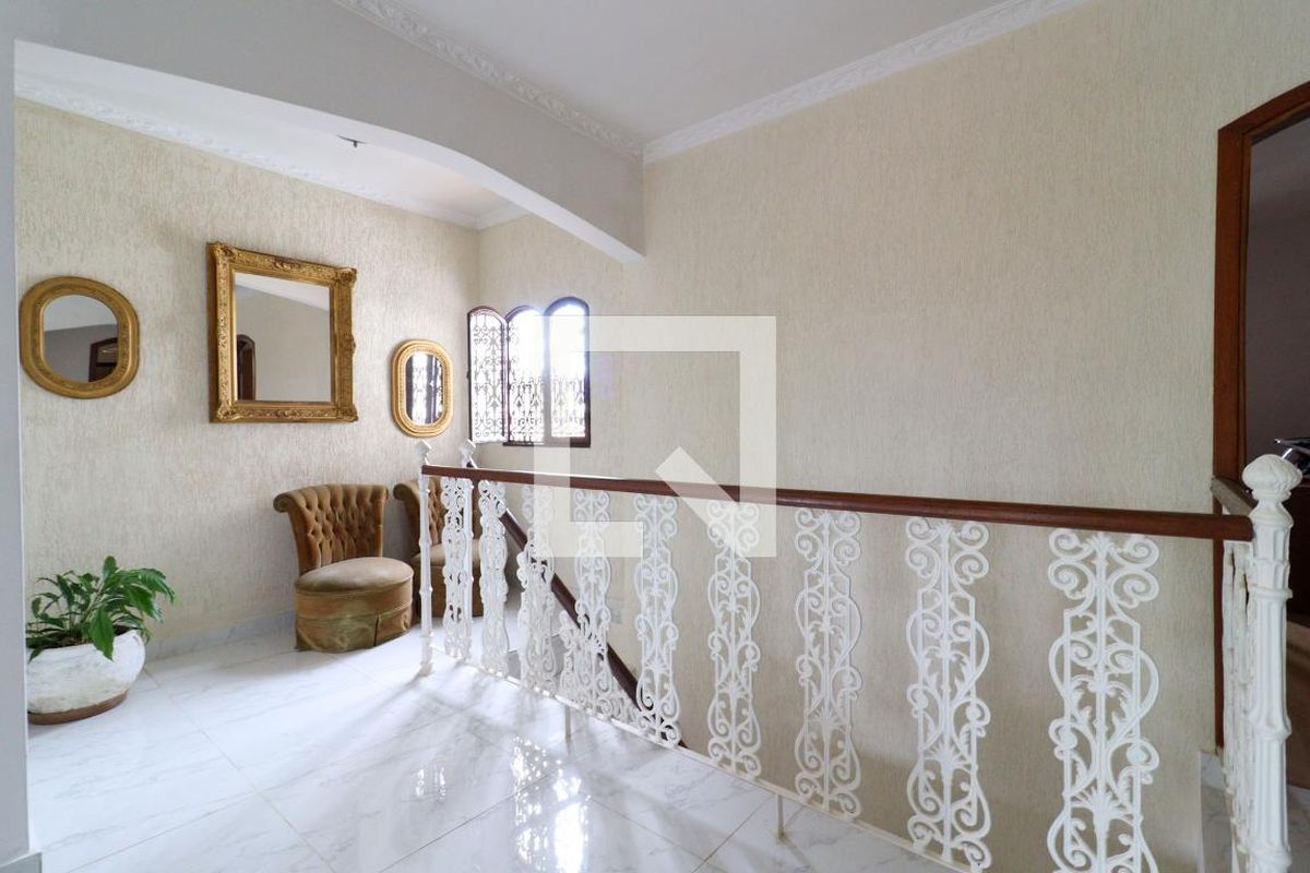 Casa à Venda - Jardim Flamboyant, 3 Quartos,  325 m2 em , Campinas - sp | SoloBR
