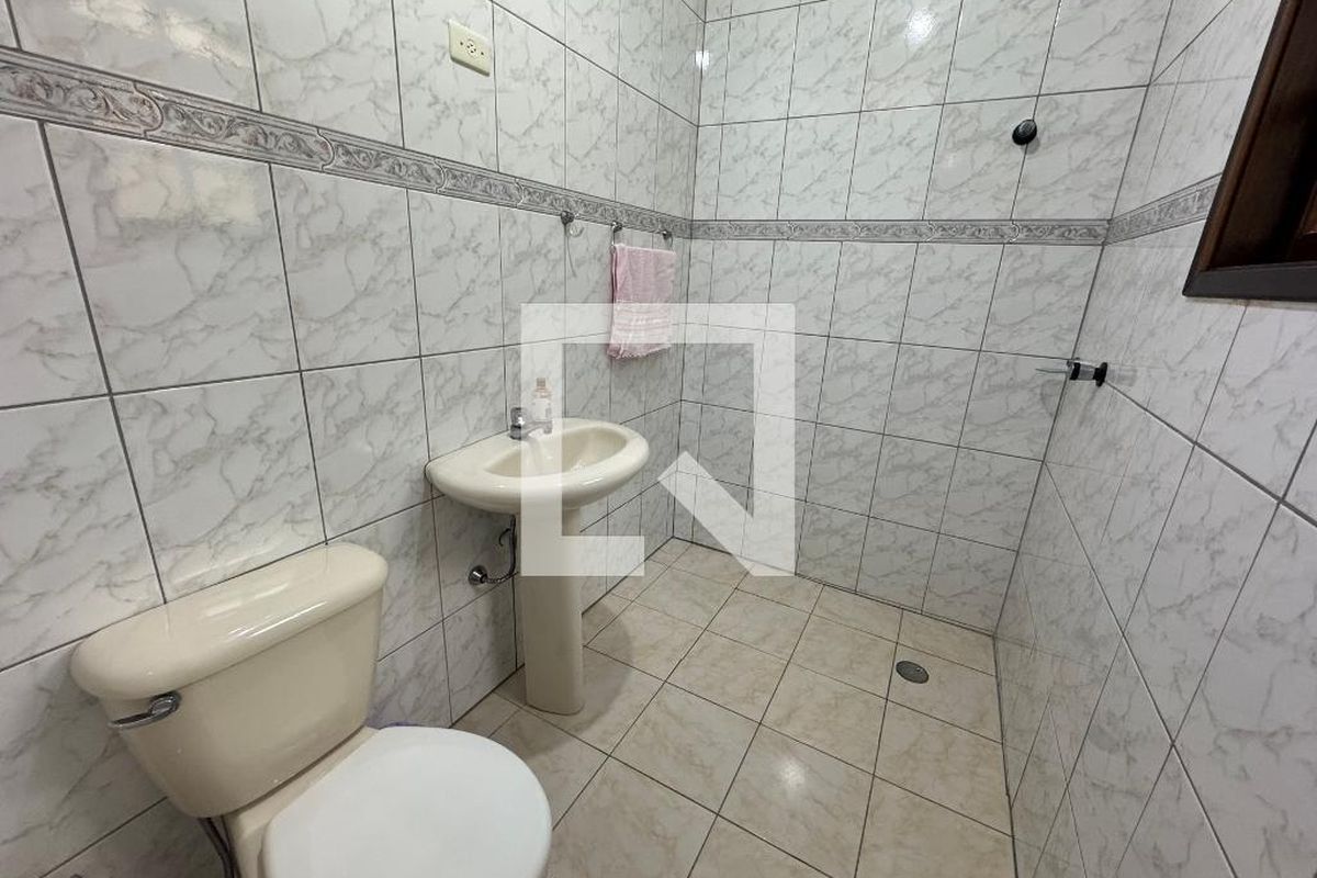 Casa, 3 quartos, 200 m² - Foto 35