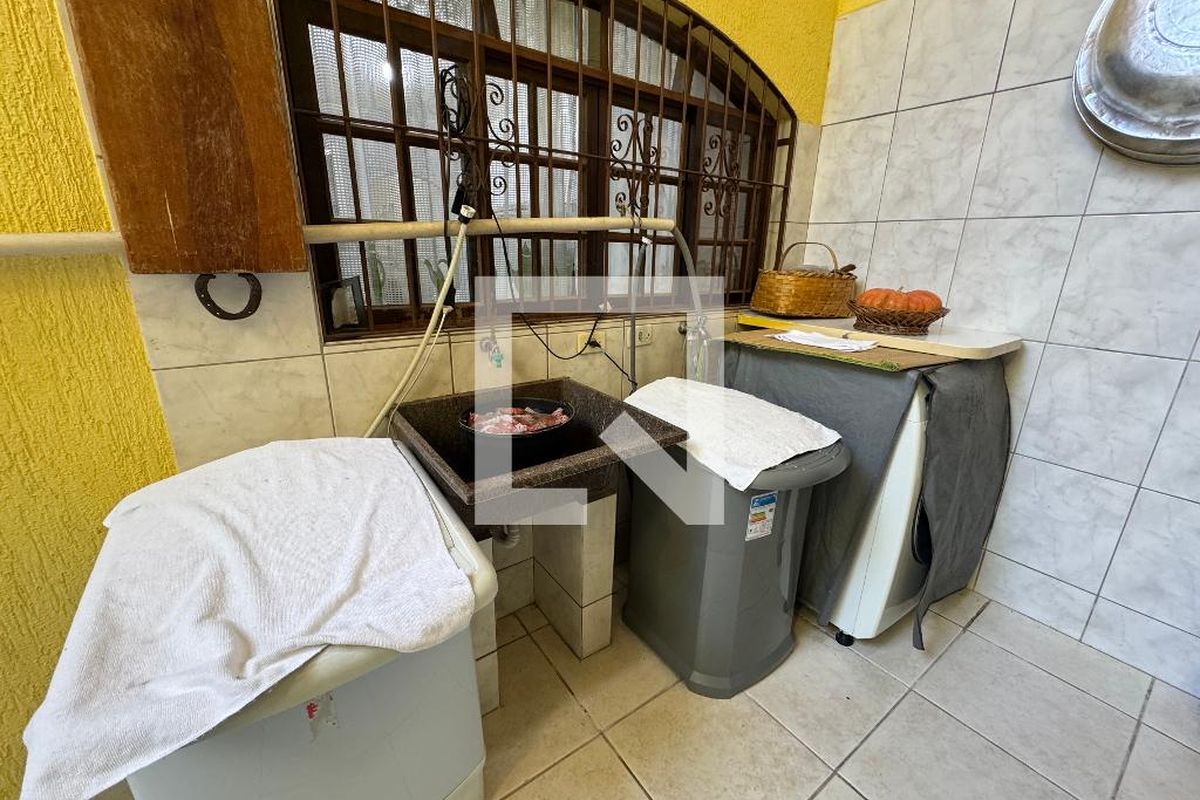 Casa, 3 quartos, 200 m² - Foto 24