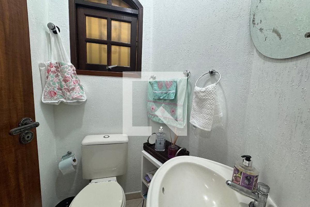 Casa, 3 quartos, 200 m² - Foto 13