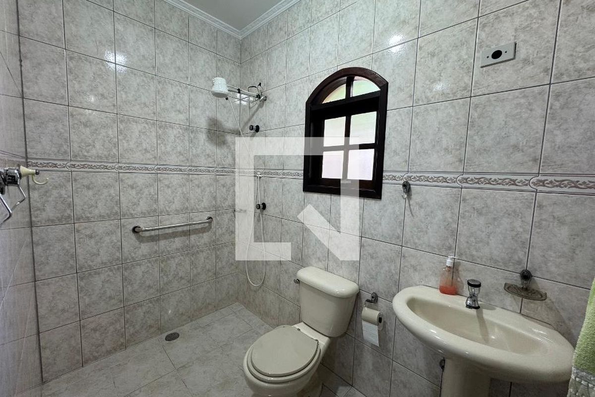 Casa, 3 quartos, 200 m² - Foto 30