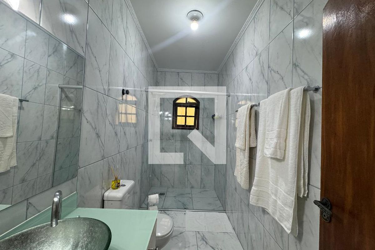 Casa, 3 quartos, 200 m² - Foto 44