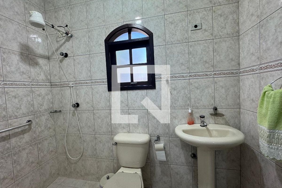 Casa, 3 quartos, 200 m² - Foto 32