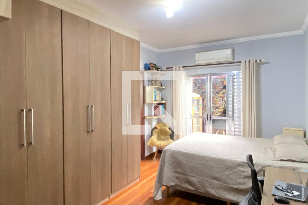 Casa, 4 quartos, 222 m² - Foto 43