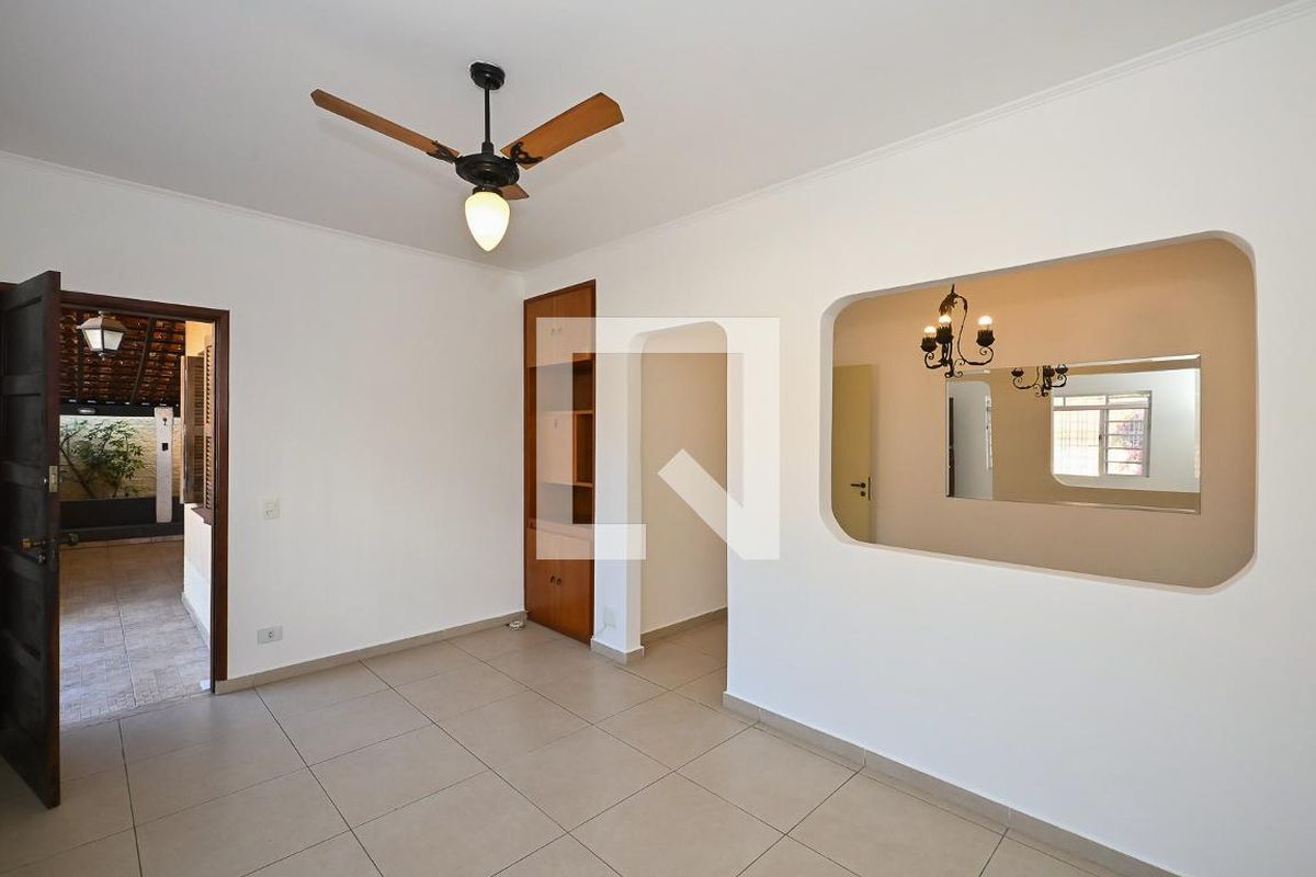 Casa, 3 quartos, 280 m² - Foto 2