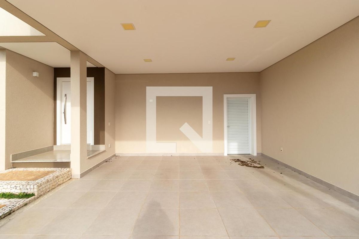 Casa à Venda - Swiss Park, 3 Quartos,  257 m2 em , Campinas - sp | SoloBR
