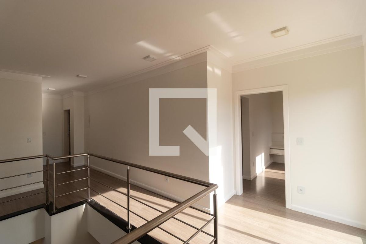 Casa à Venda - Swiss Park, 3 Quartos,  257 m2 em , Campinas - sp | SoloBR