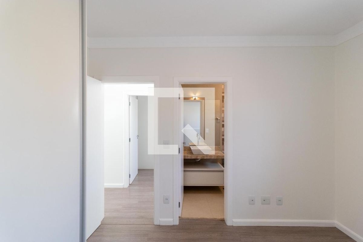Casa à Venda - Swiss Park, 3 Quartos,  257 m2 em , Campinas - sp | SoloBR