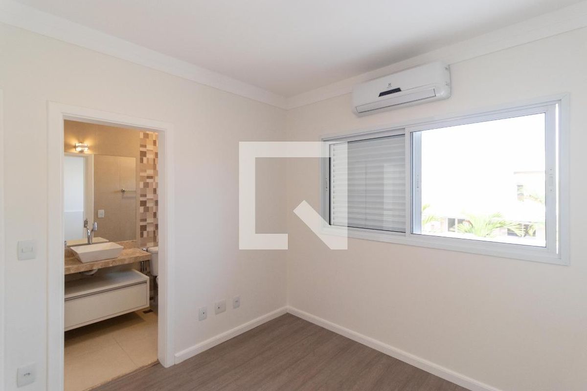 Casa à Venda - Swiss Park, 3 Quartos,  257 m2 em , Campinas - sp | SoloBR