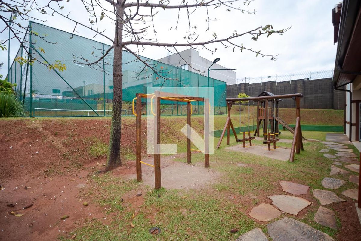 Casa à Venda - Swiss Park, 3 Quartos,  257 m2 em , Campinas - sp | SoloBR