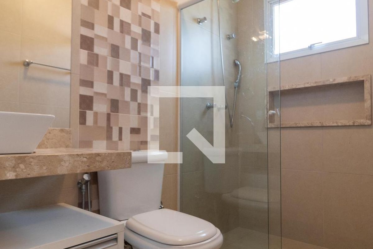Casa à Venda - Swiss Park, 3 Quartos,  257 m2 em , Campinas - sp | SoloBR