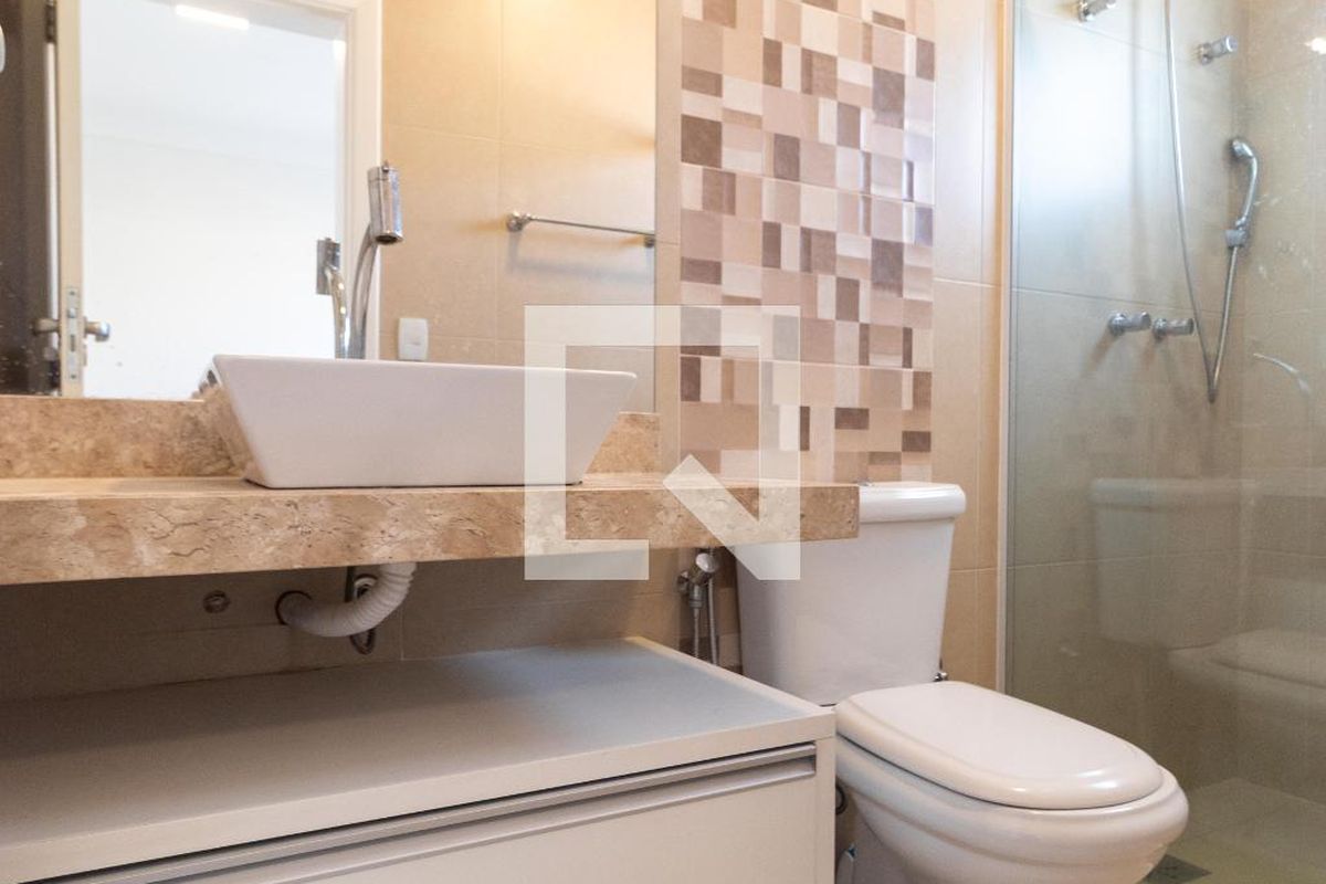Casa à Venda - Swiss Park, 3 Quartos,  257 m2 em , Campinas - sp | SoloBR