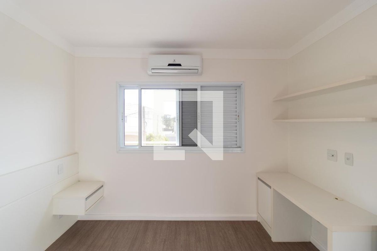 Casa à Venda - Swiss Park, 3 Quartos,  257 m2 em , Campinas - sp | SoloBR