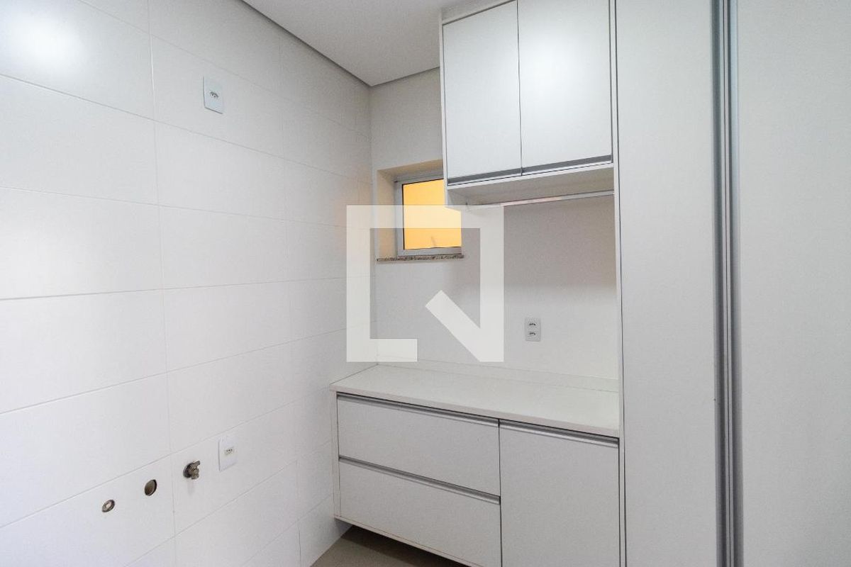 Casa à Venda - Swiss Park, 3 Quartos,  257 m2 em , Campinas - sp | SoloBR