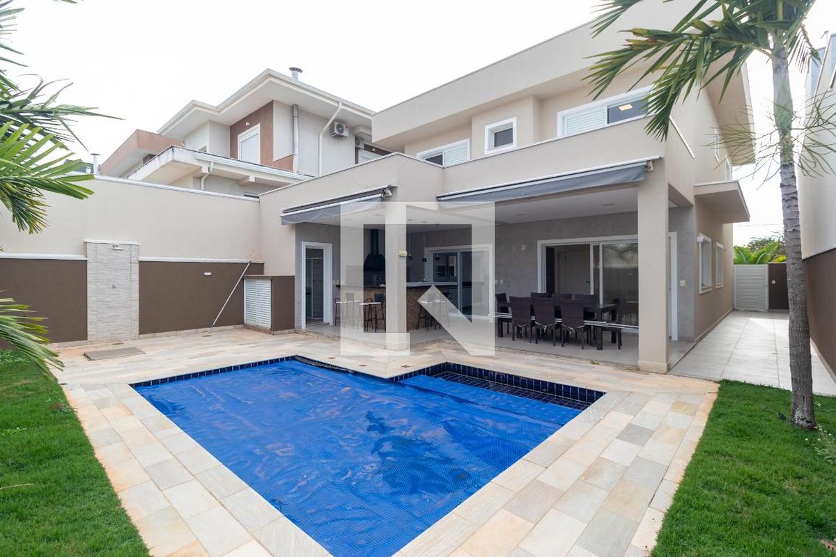 Casa à Venda - Swiss Park, 3 Quartos,  257 m2 em , Campinas - sp | SoloBR