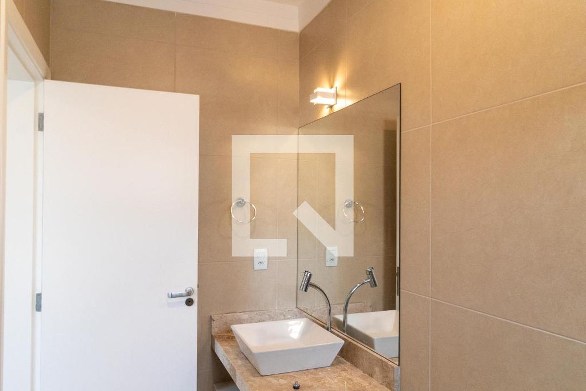 Casa à Venda - Swiss Park, 3 Quartos,  257 m2 em , Campinas - sp | SoloBR