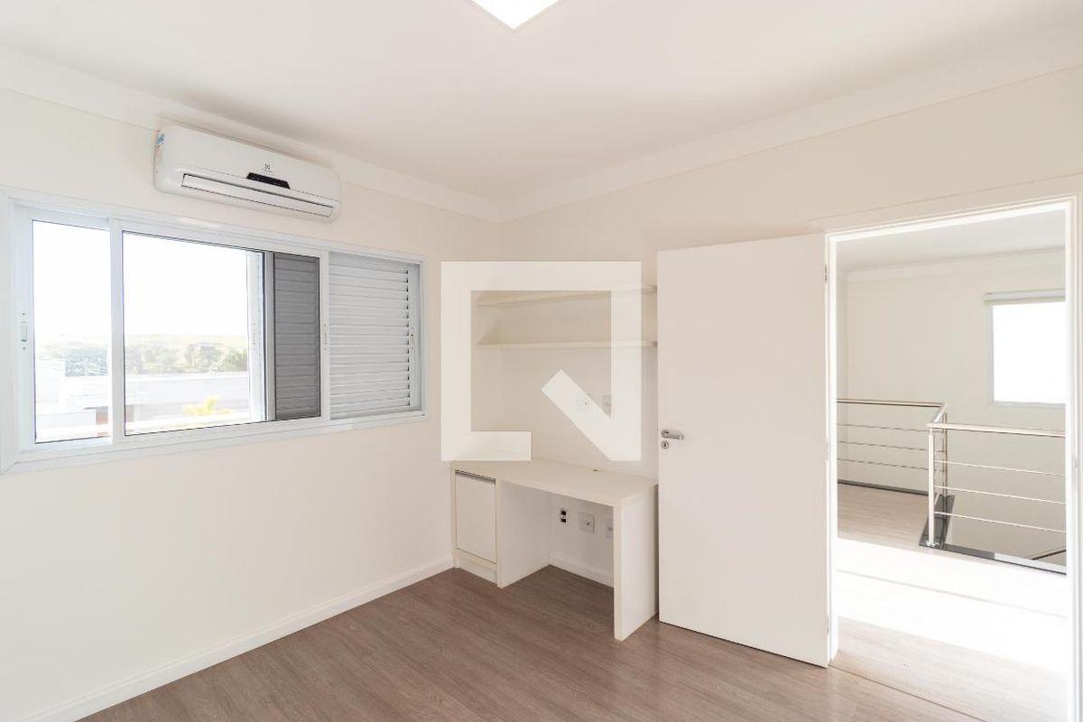 Casa à Venda - Swiss Park, 3 Quartos,  257 m2 em , Campinas - sp | SoloBR