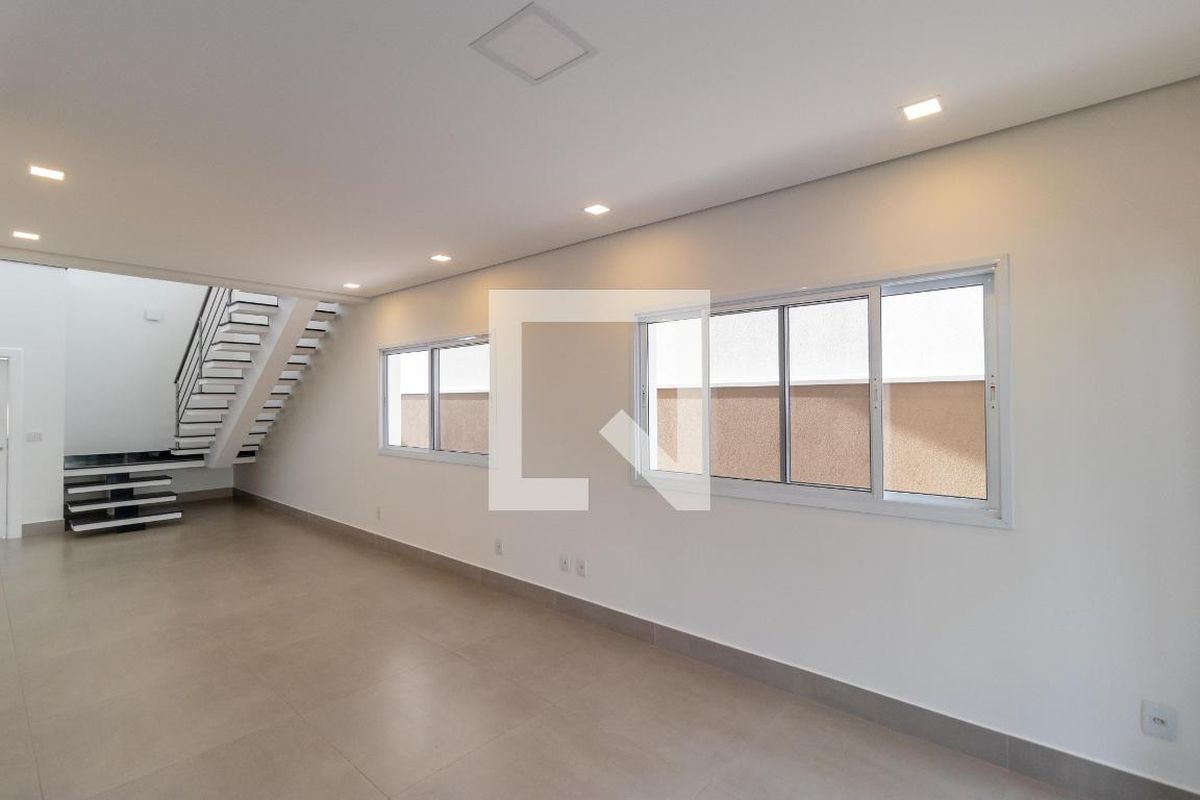 Casa à Venda - Swiss Park, 3 Quartos,  257 m2 em , Campinas - sp | SoloBR