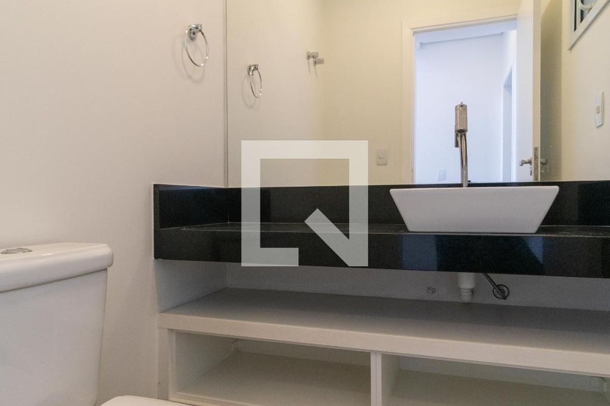 Casa à Venda - Swiss Park, 3 Quartos,  257 m2 em , Campinas - sp | SoloBR