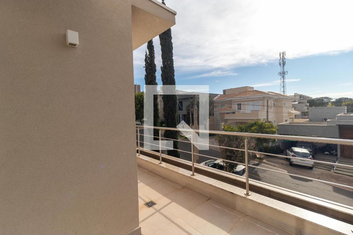 Casa à Venda - Swiss Park, 3 Quartos,  257 m2 em , Campinas - sp | SoloBR